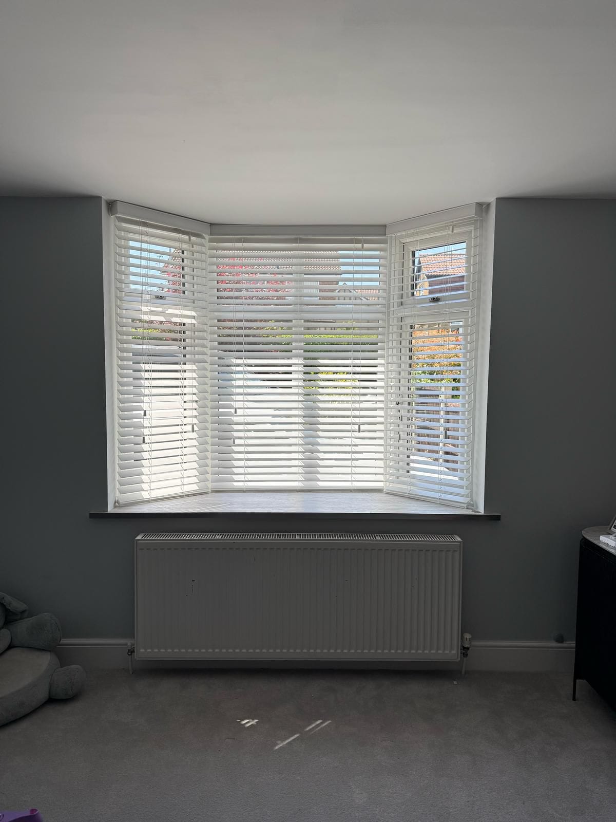 White wooden Venetian blinds in Kent